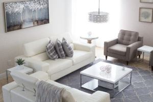 Il divano è uno dei mobili più importanti della casa