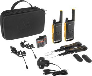 Motorola Twin Pack TLKR T82 Extreme è un walkie talkie venduto in confezione multipla da due pezzi