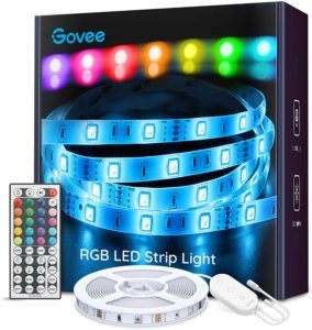 Govee propone una striscia LED RGB perfetta per decorazioni di interni e per dare vivacità a qualsiasi festa.