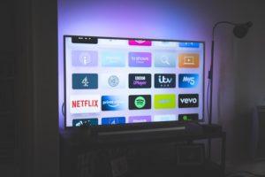 smart tv samsung con varie applicazioni