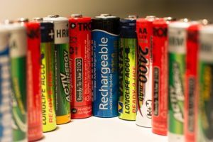 Migliori batterie ricaricabili: fila di pile ricaricabili